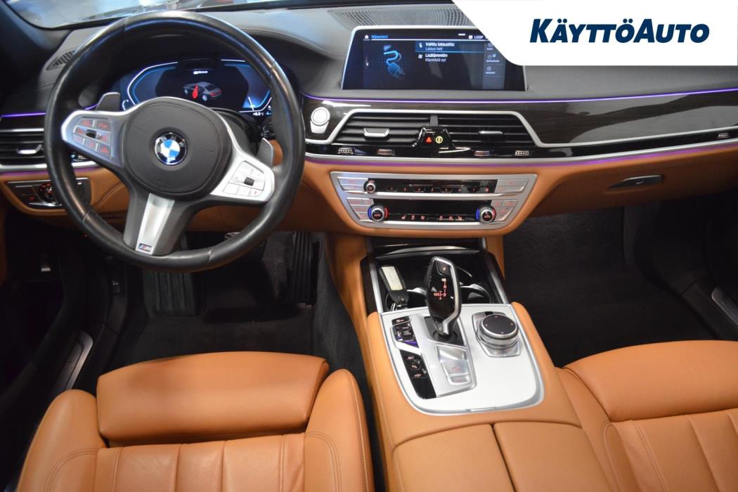 BMW 745 2019