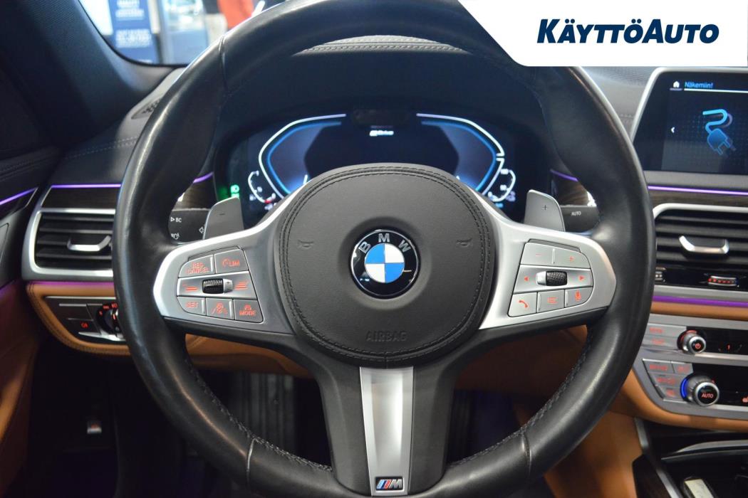BMW 745 2019