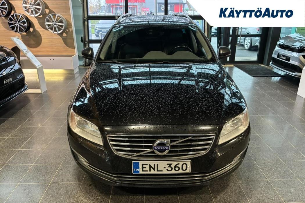 VOLVO V70 2015
