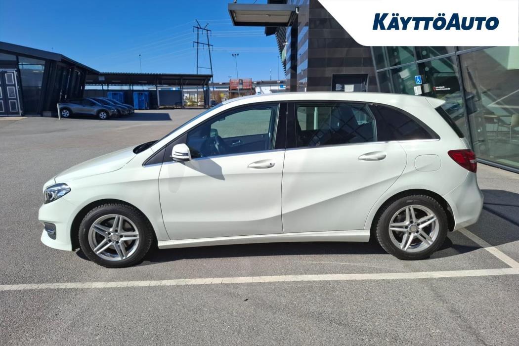 MERCEDES-BENZ B 2016