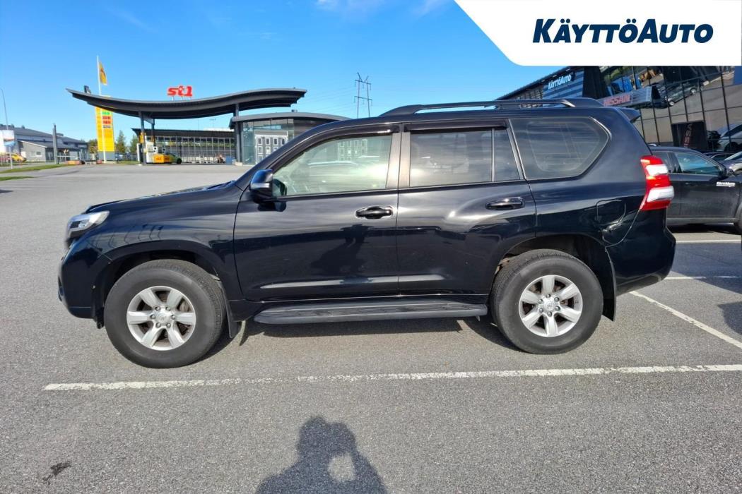 TOYOTA Land Cruiser 2017