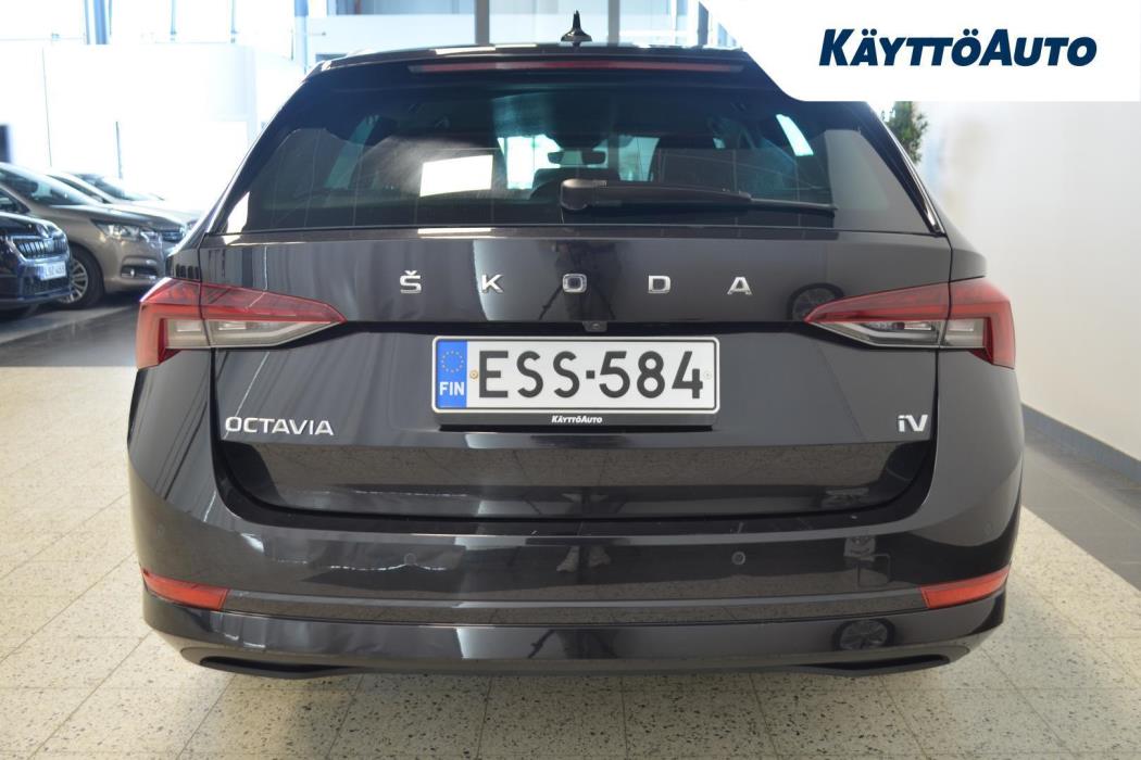 SKODA Octavia 2021