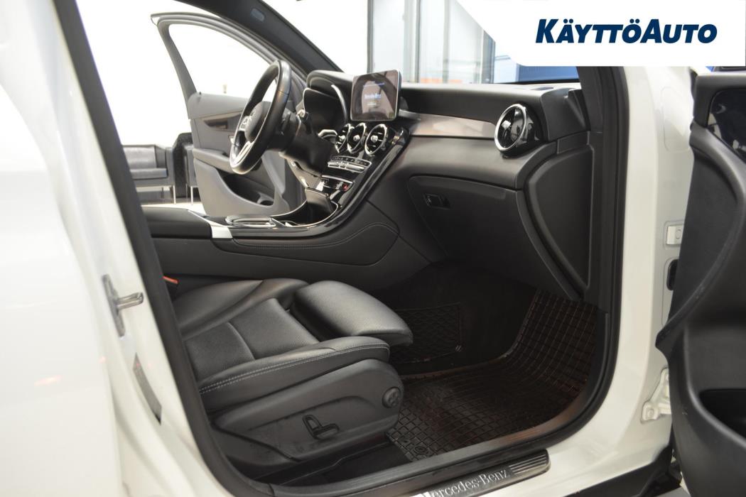 MERCEDES-BENZ GLC 2020