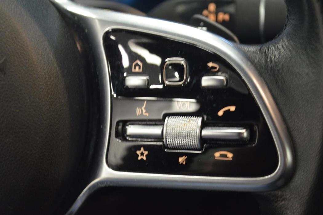 MERCEDES-BENZ GLC 2020