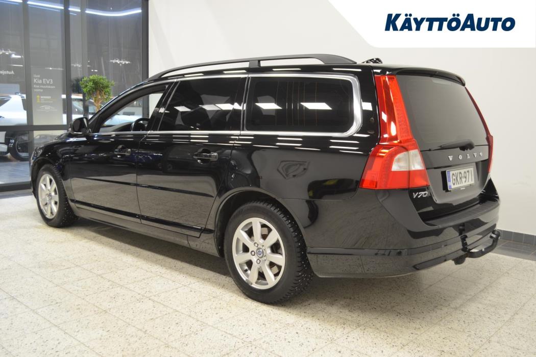 VOLVO V70 2013