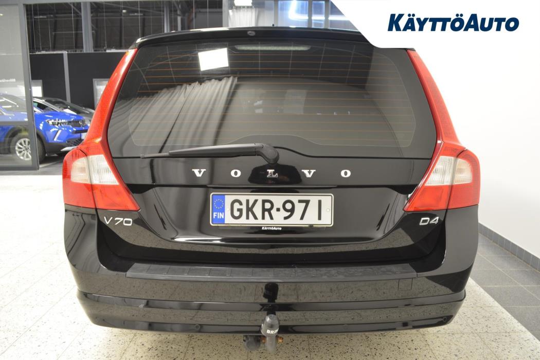 VOLVO V70 2013
