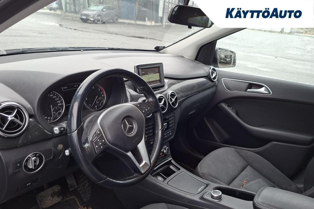 MERCEDES-BENZ B 2014