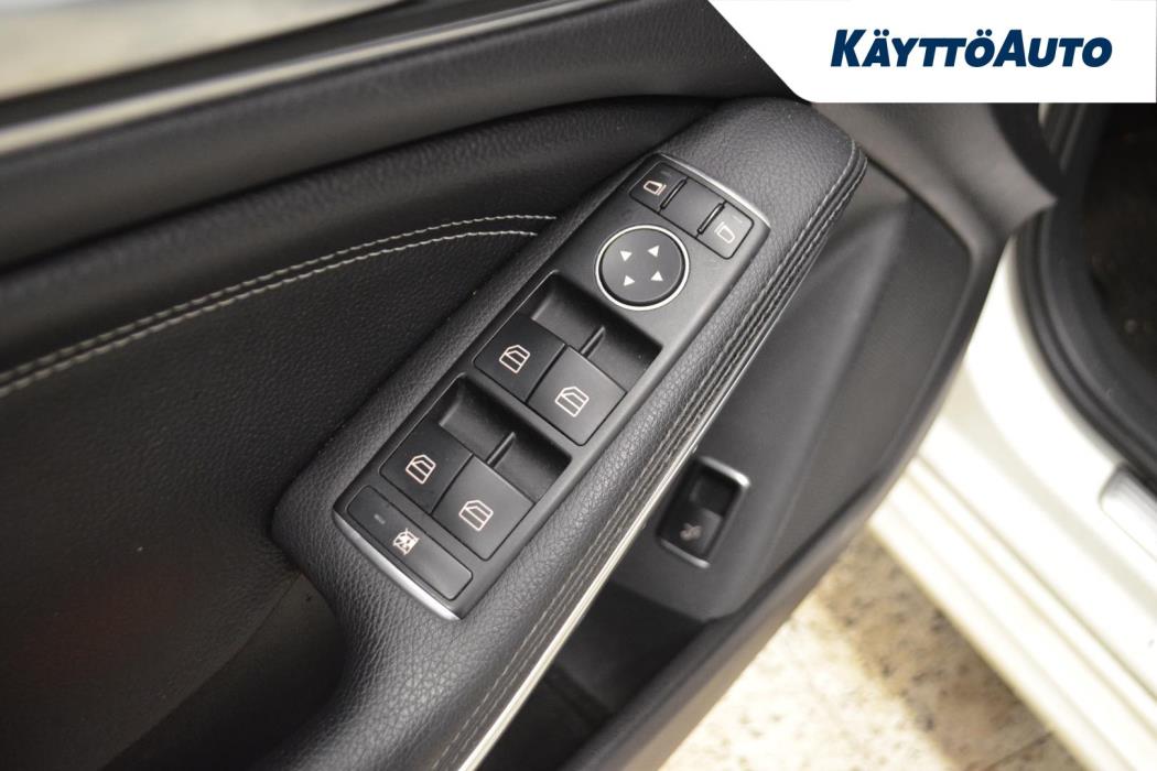 MERCEDES-BENZ CLA 2016