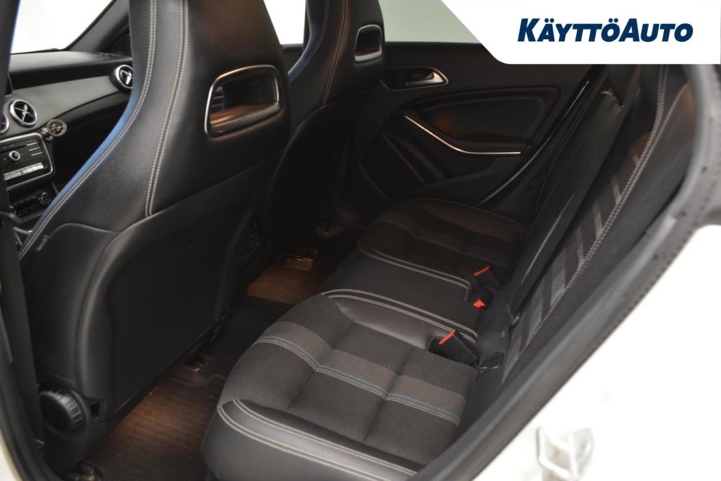 MERCEDES-BENZ CLA 2016