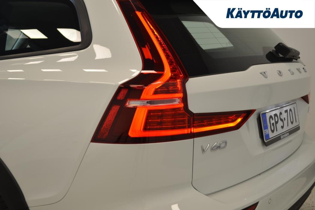 VOLVO V60 Cross Country 2019