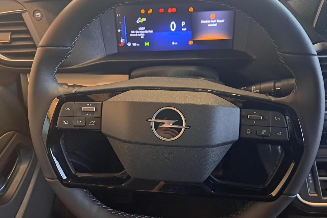 OPEL Vivaro 2025