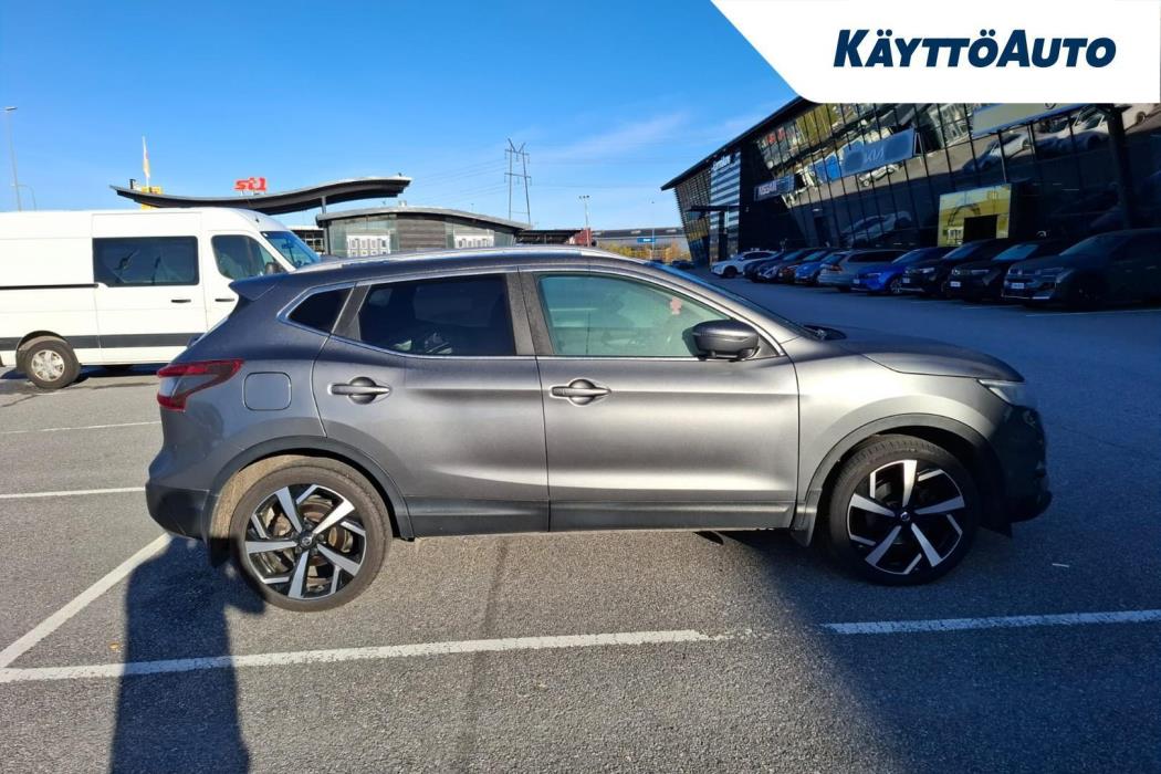 NISSAN Qashqai 2019