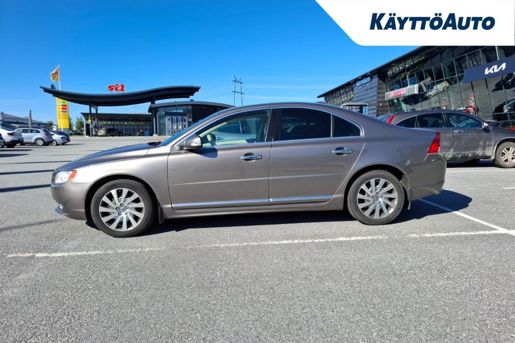 VOLVO S80 2011