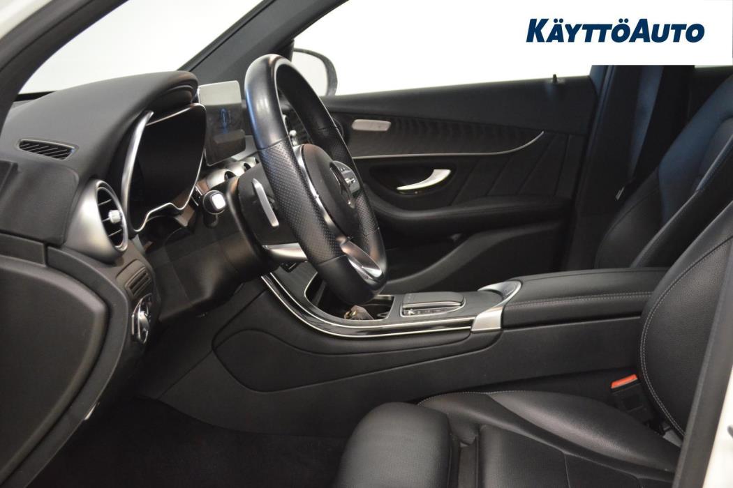 MERCEDES-BENZ GLC 2021