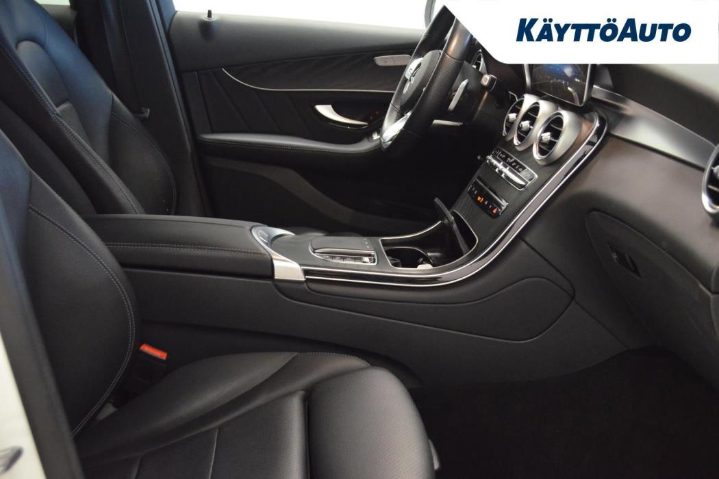 MERCEDES-BENZ GLC 2021