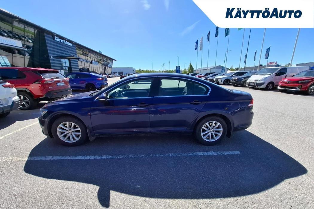 VOLKSWAGEN Passat 2018