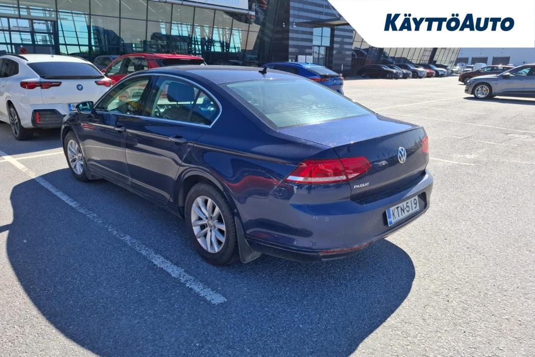 VOLKSWAGEN Passat 2018