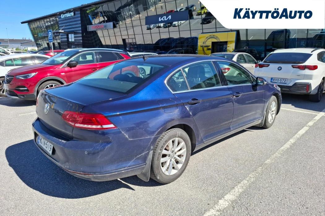 VOLKSWAGEN Passat 2018