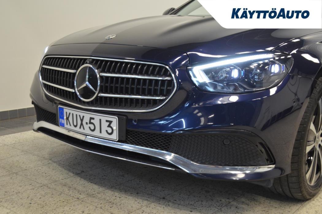 MERCEDES-BENZ E 2022