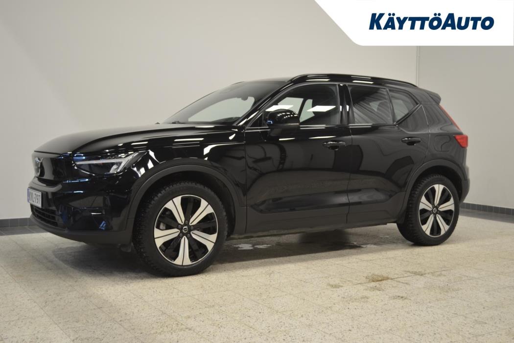VOLVO XC40 2023