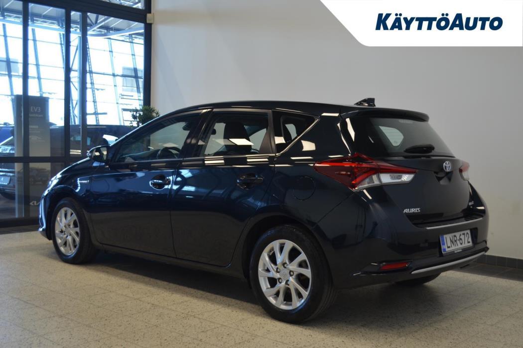 TOYOTA Auris 2017
