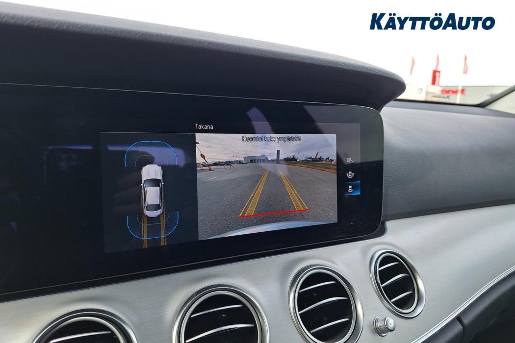 MERCEDES-BENZ E 2021