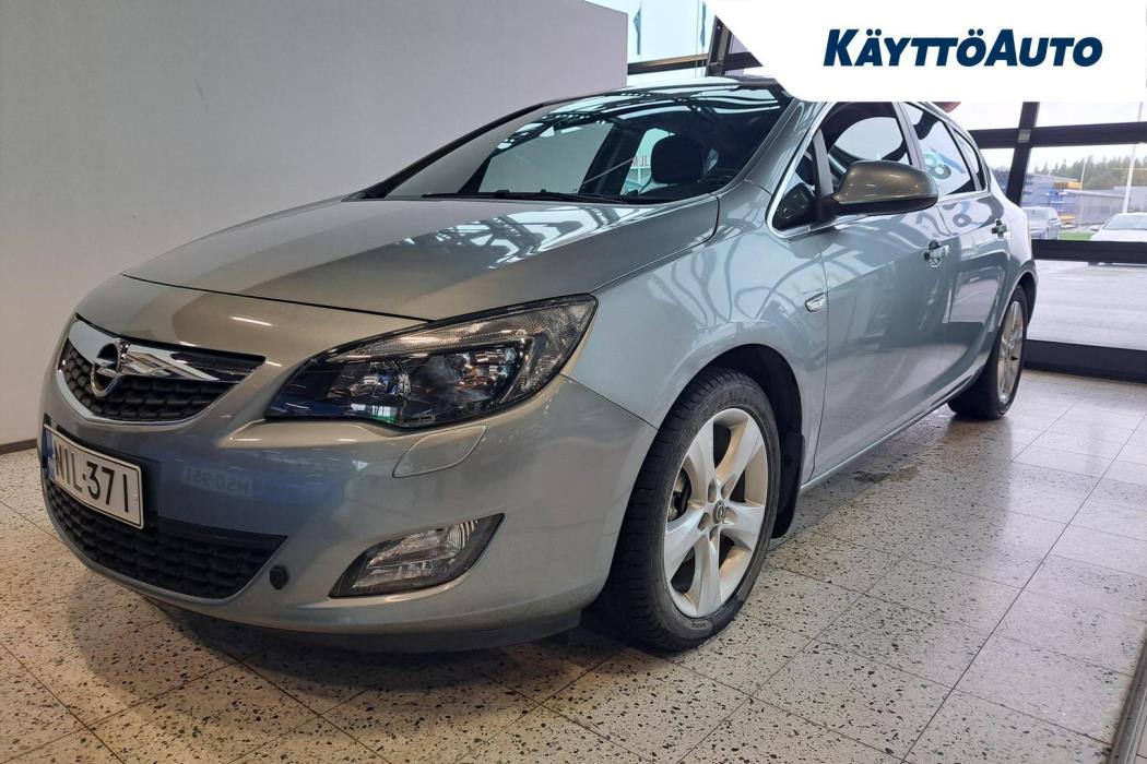 OPEL Astra 2013