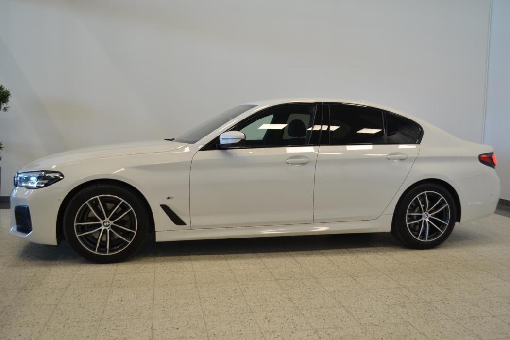 BMW 520 2021