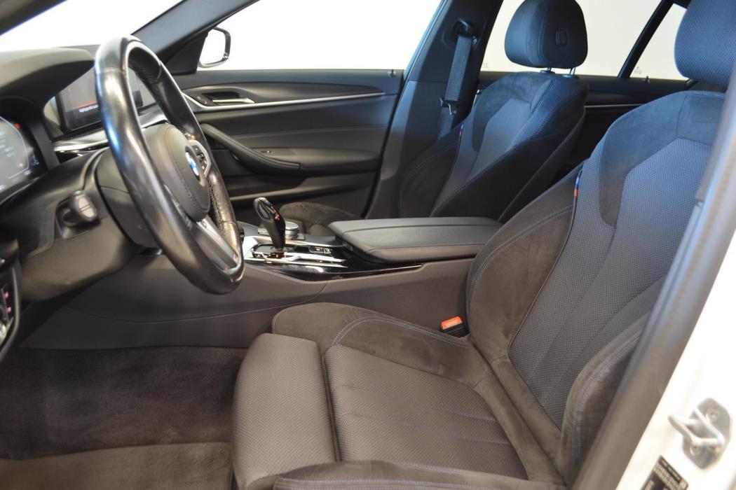 BMW 520 2021