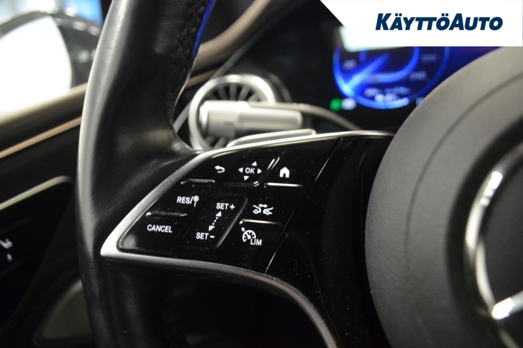 MERCEDES-BENZ EQS 2022