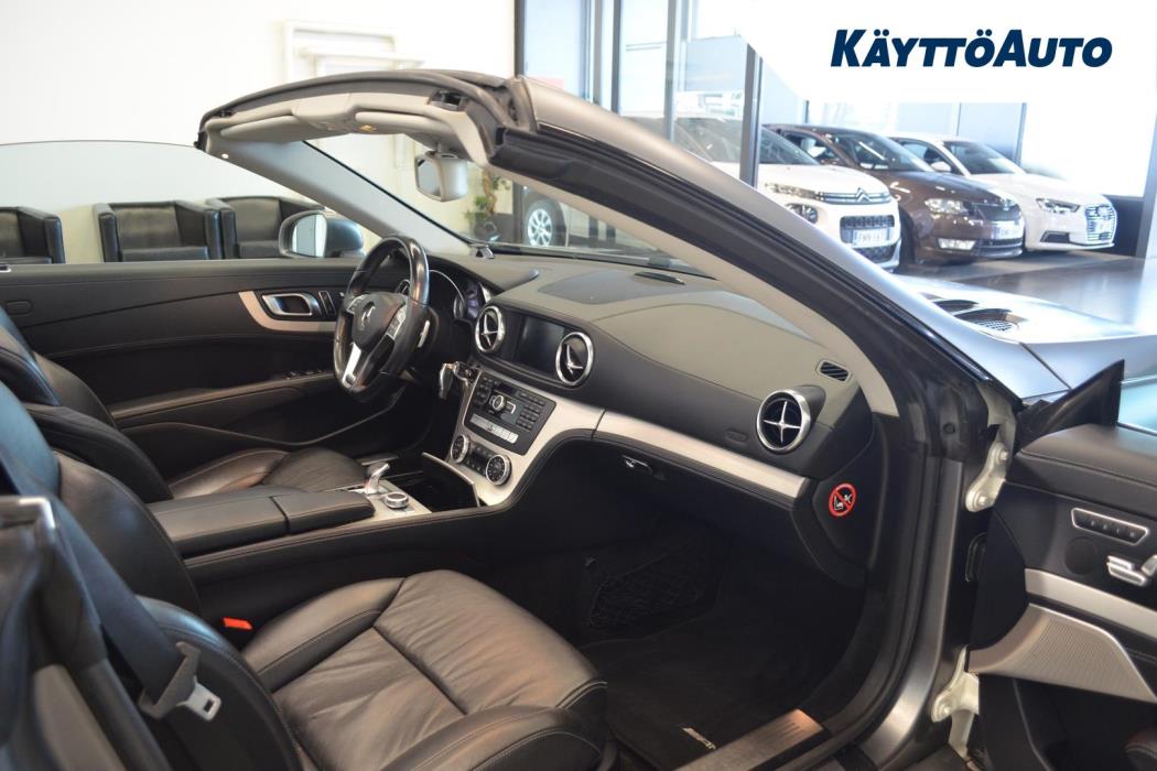 MERCEDES-BENZ SL 2012