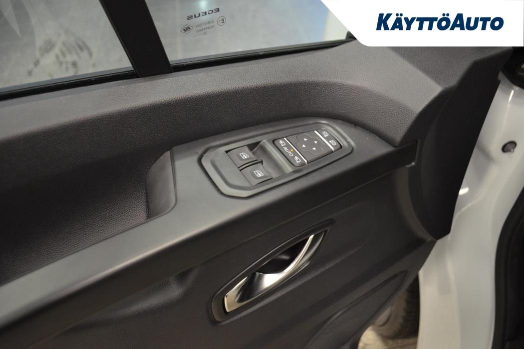 Nissan Primastar 2025