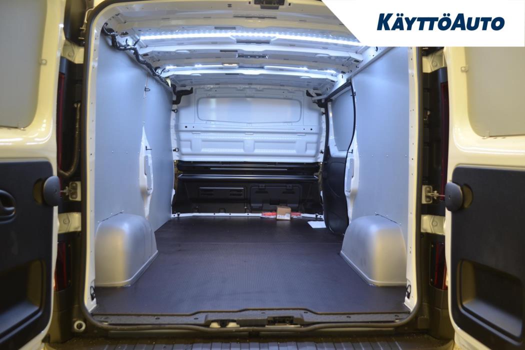 Nissan Primastar 2025