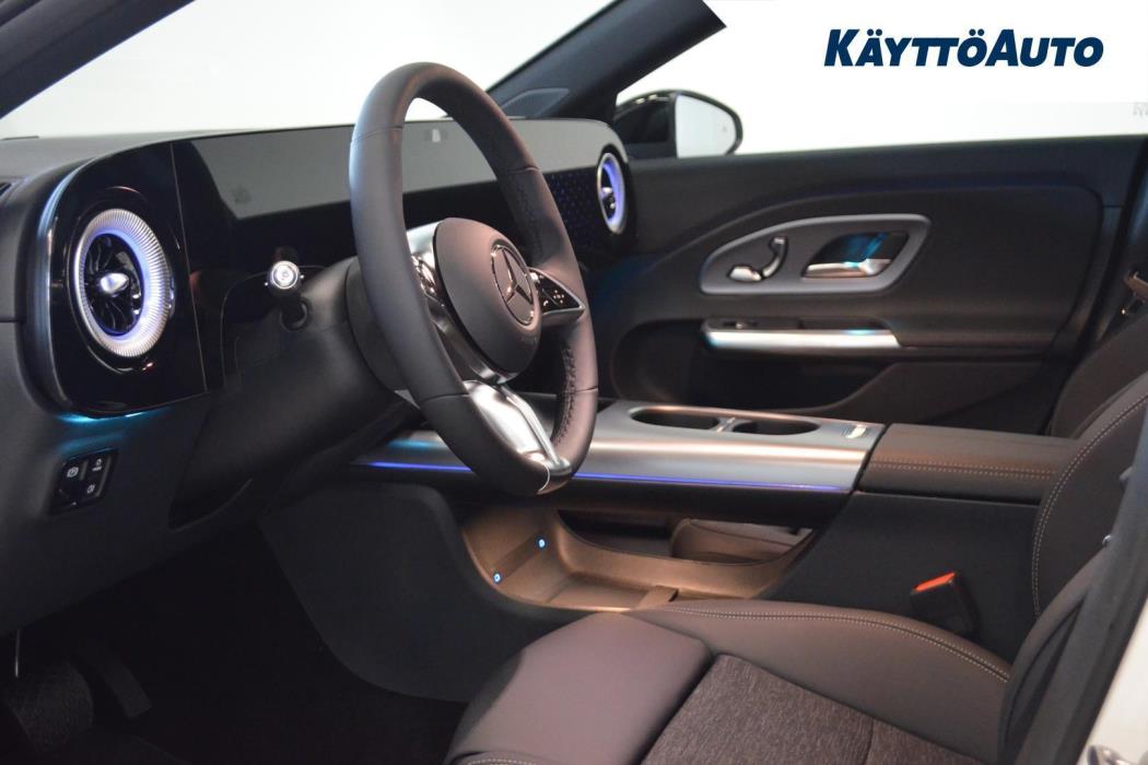 MERCEDES-BENZ CLA 2026
