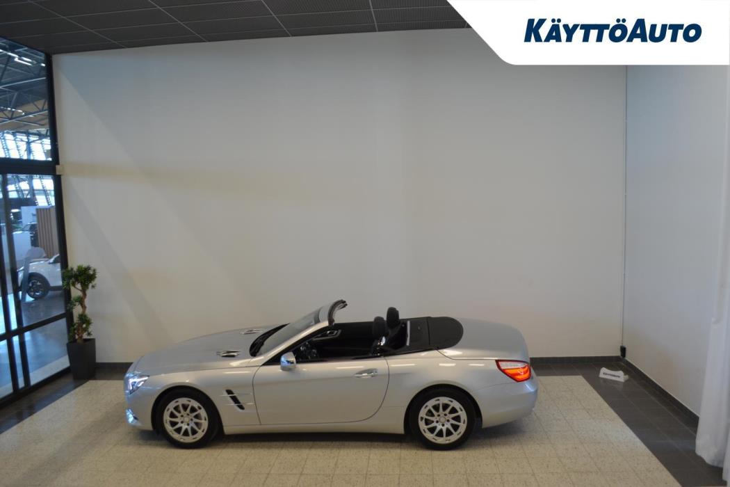 MERCEDES-BENZ SL 2012