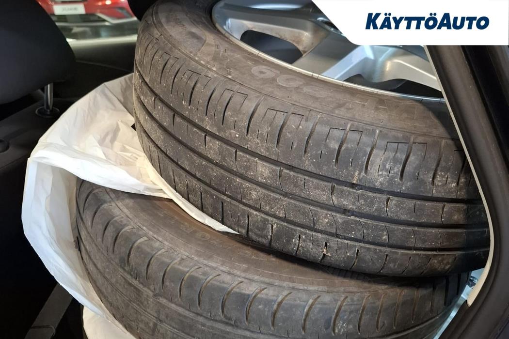 VOLKSWAGEN Polo 2011