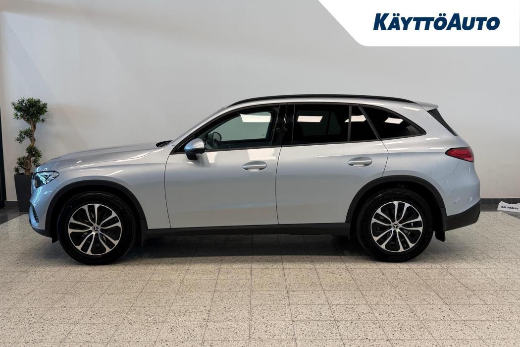 MERCEDES-BENZ GLC 2024