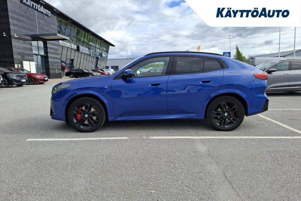 BMW iX2 2025