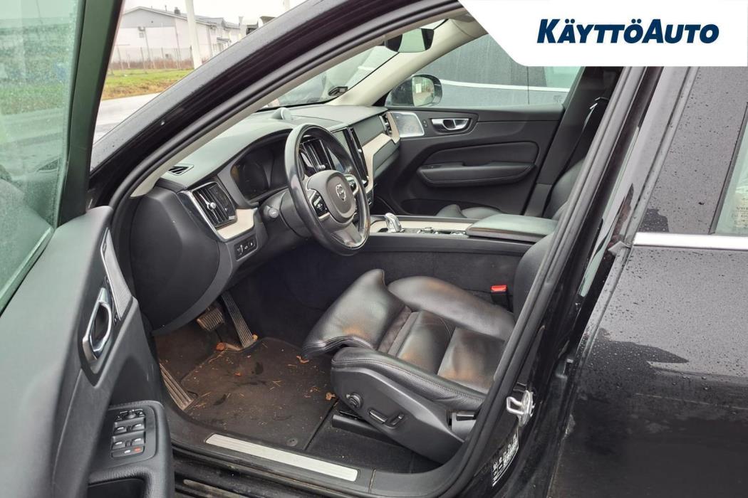 VOLVO XC60 2019