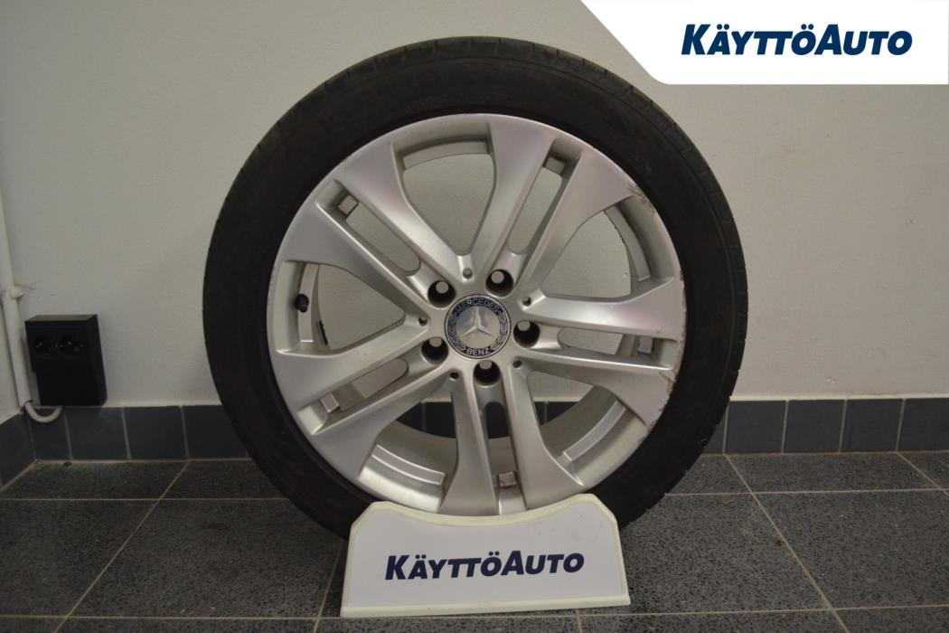 MERCEDES-BENZ C 2012