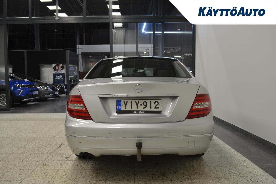 MERCEDES-BENZ C 2012