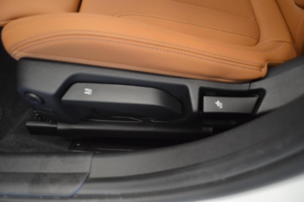 BMW 330 2026