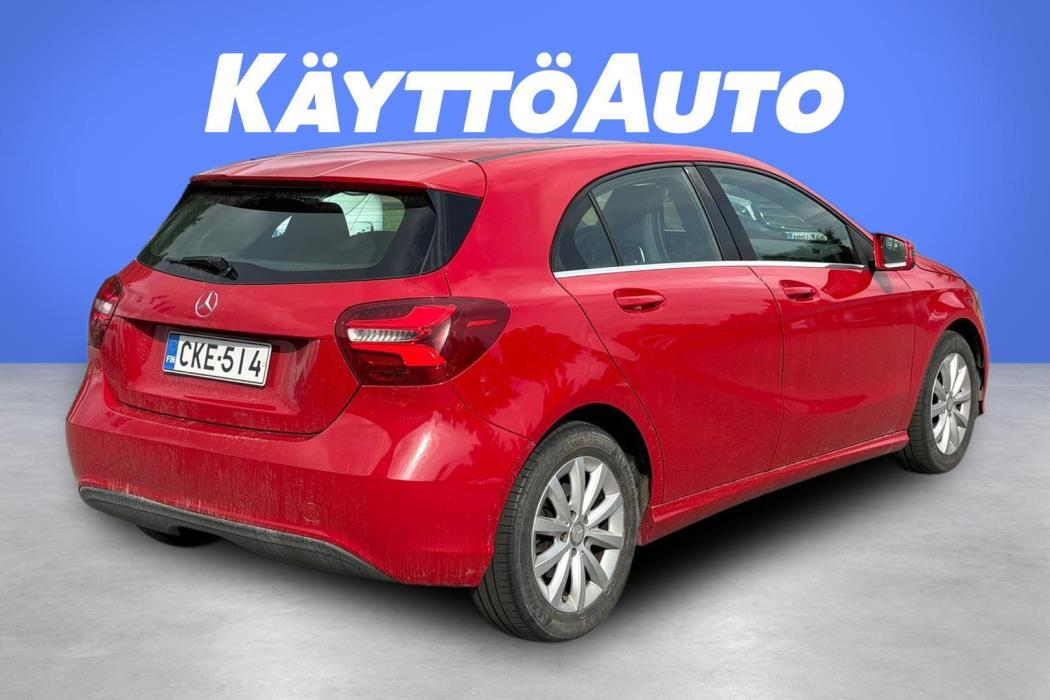 MERCEDES-BENZ A 2015
