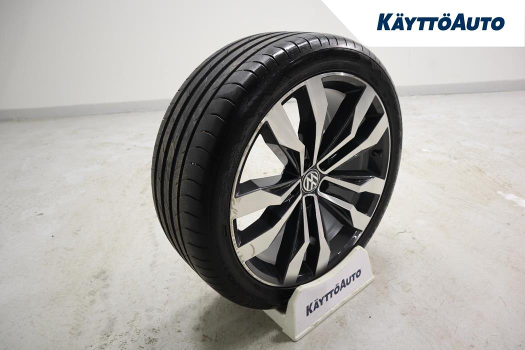 VOLKSWAGEN Tiguan 2017