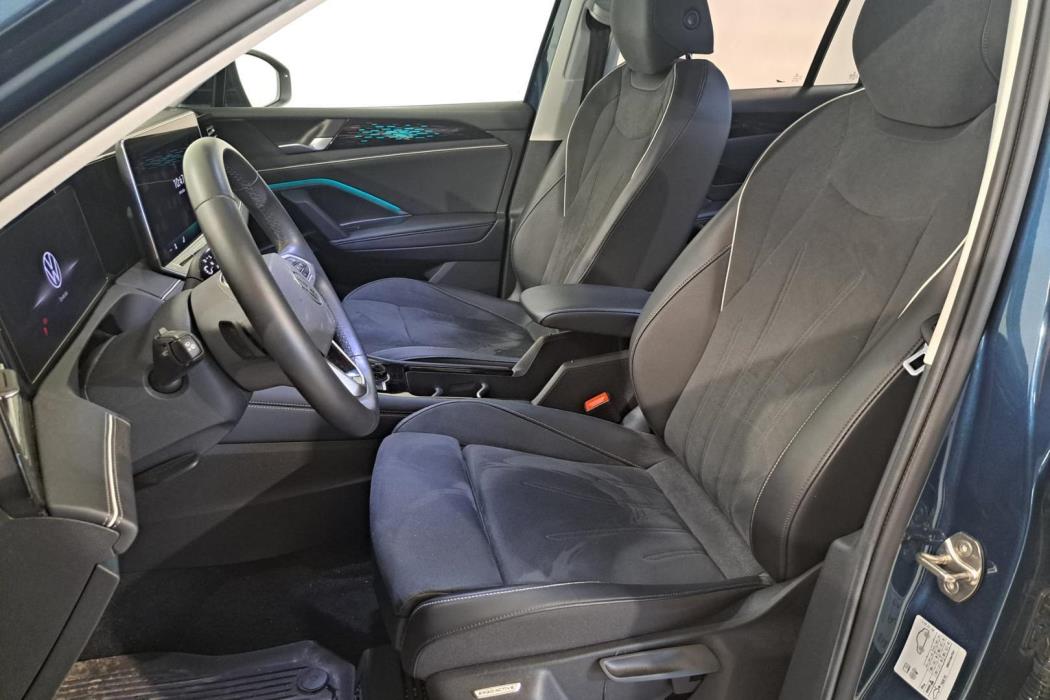VOLKSWAGEN Tiguan 2024