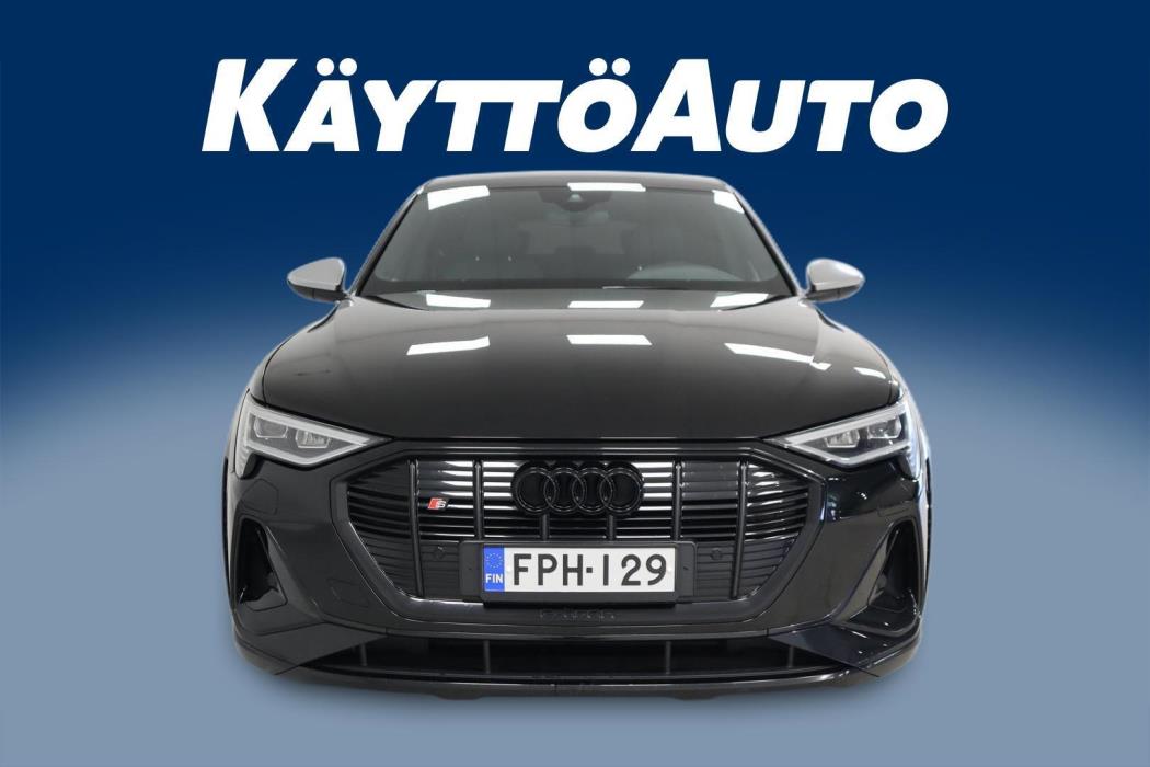 AUDI e-tron 2021