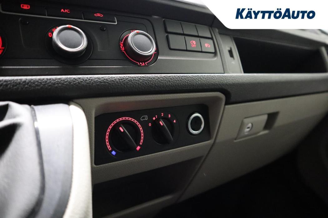 VOLKSWAGEN Transporter 2017