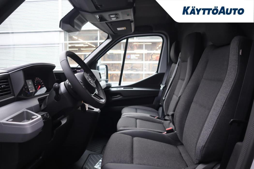 NISSAN Interstar 2026