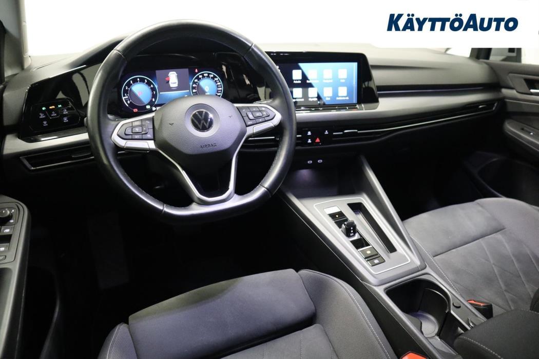 VOLKSWAGEN Golf 2021