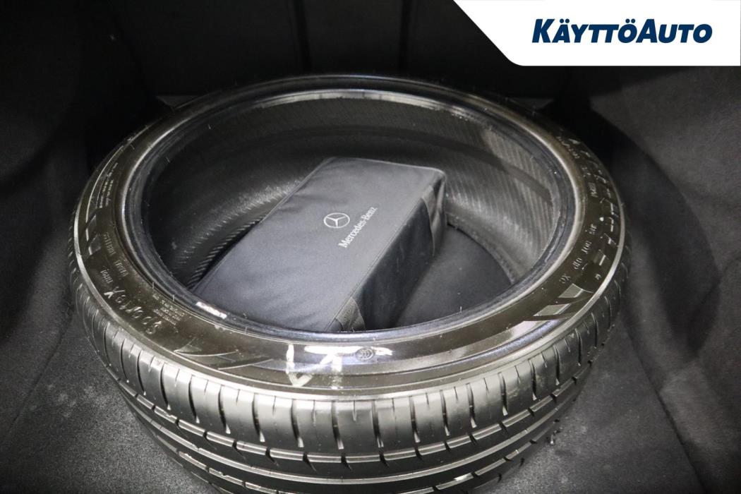 MERCEDES-BENZ EQE 2022